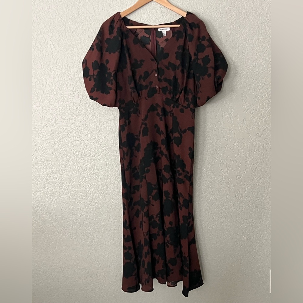 Nordstrom Midi Puff Sleeve Dress Black Floral on Brown size Medium